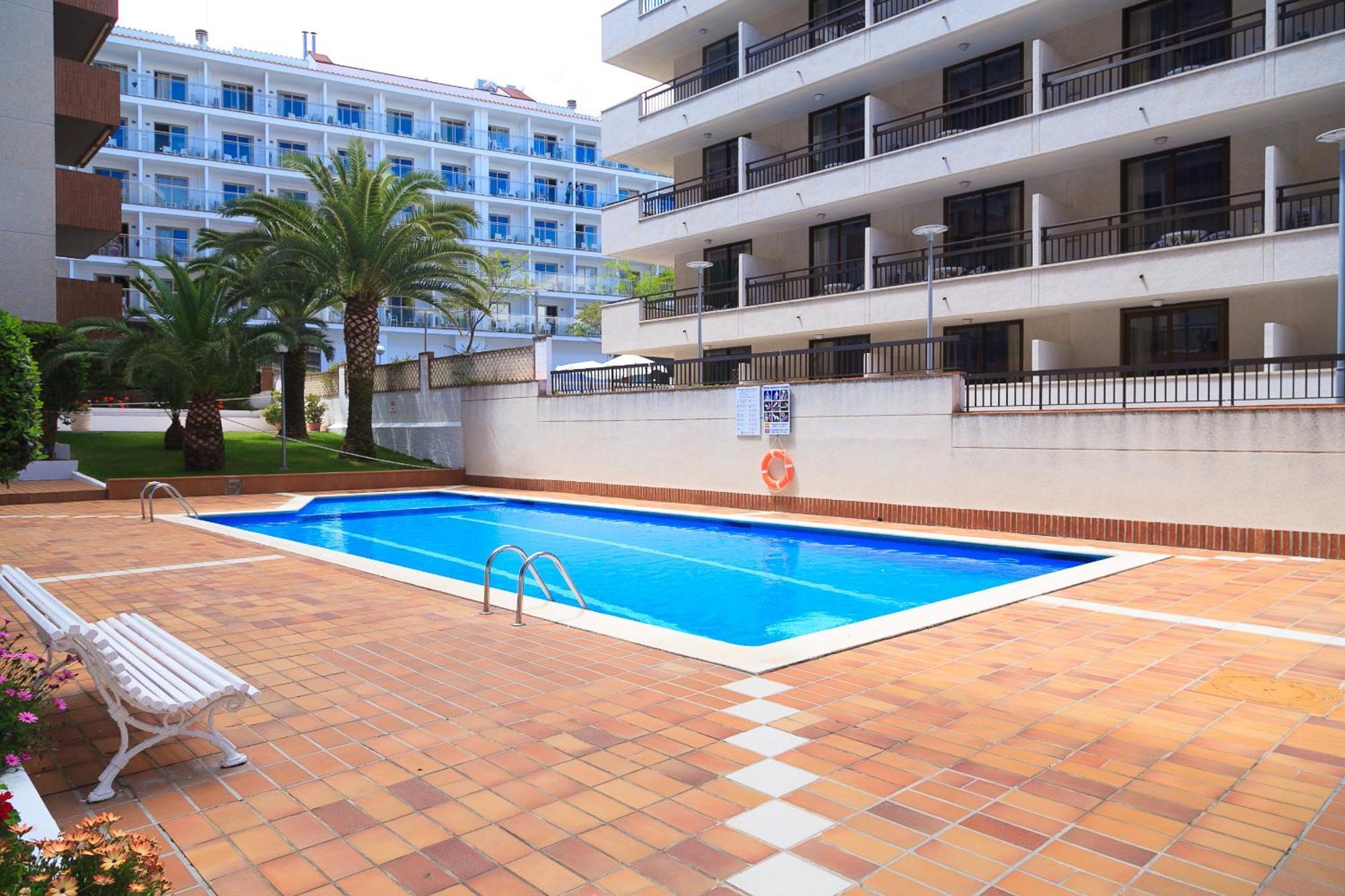 Uhc Casalmar Apartments Salou Exterior foto